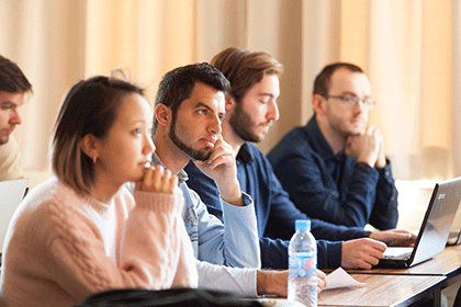 Ingénieurs généralistes en cours