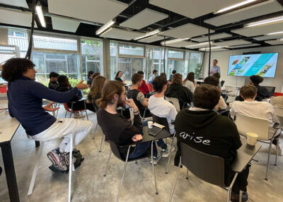 Salle de sensibilisation à l'entrepreneuriat à Télécom SudParis